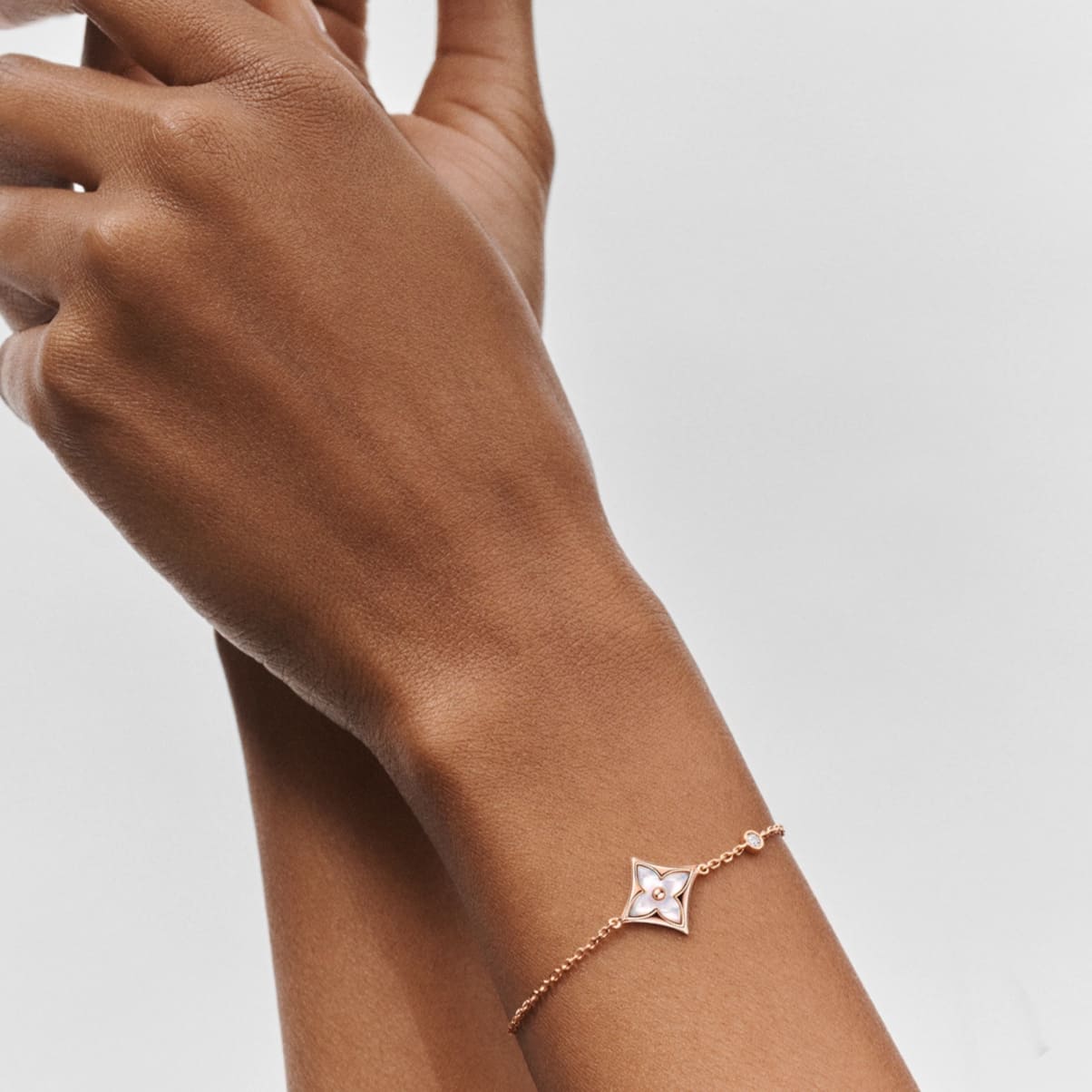 BLOSSOM STAR ROSEGOLD BRACELET